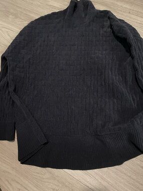 lululemon athletica Men's Black Cable Turtleneck Sweater